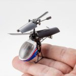 Gadget : Le plus petit hélicoptère télécommandé au monde ?