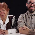 Des grands-mères  »latina » vous donnent des conseils pour votre vie sexuelle, les gars!