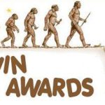 Les Darwin Awards : le comble de la stupidité humaine