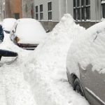Santé : comment pelleter la neige de façon adéquate?
