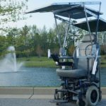 Gadget : Un fauteuil roulant électrique à énergie solaire