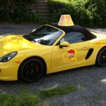Livrer du poulet St-Hubert en Porsche Boxster S 2013!