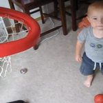 Le meilleur joueur de basket-ball au monde est un enfant!