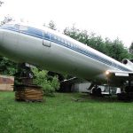 Il vit dans un Boeing 727 perdu au beau milieu de la forêt -2