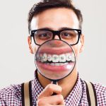 Ce que vos dents peuvent dire sur votre membre viril