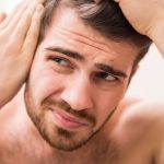 5 façons de vous empêcher de devenir chauve à 30-35 ans