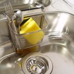 7 aliments que vous ne devriez jamais jeter dans l’évier de la cuisine